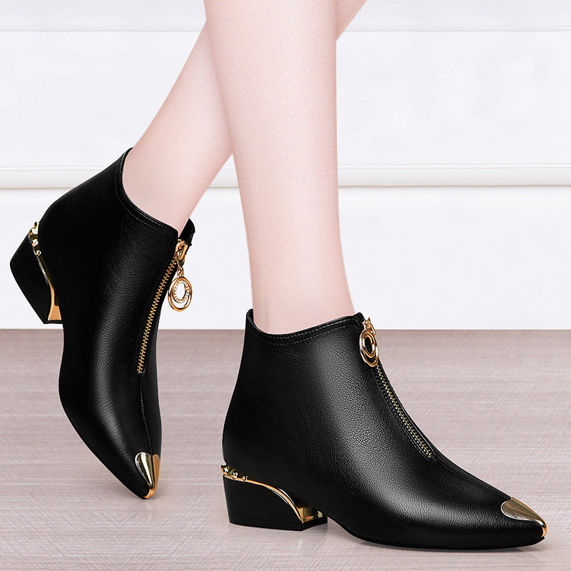Women Flat With Thick Heel Boots